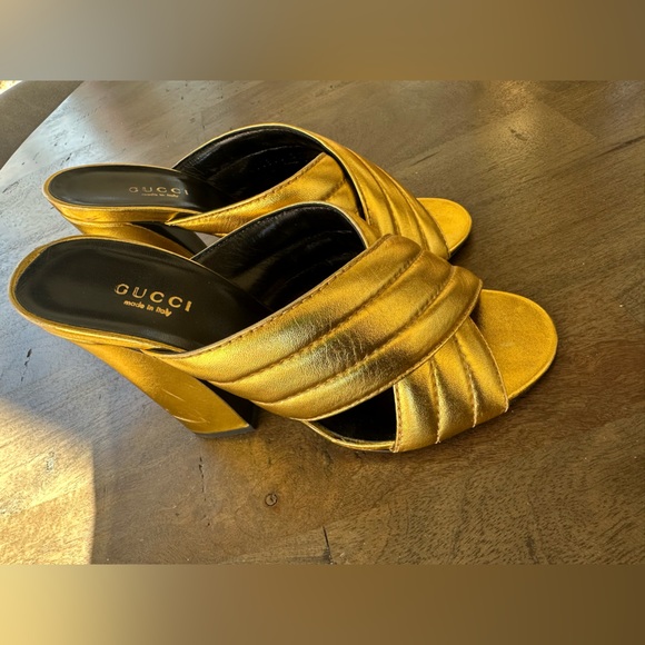 GUCCI Metallic Nappa Webby Leather Crossover Heel Slide Sandals 38.5 Oro Vecchio - Picture 2 of 12